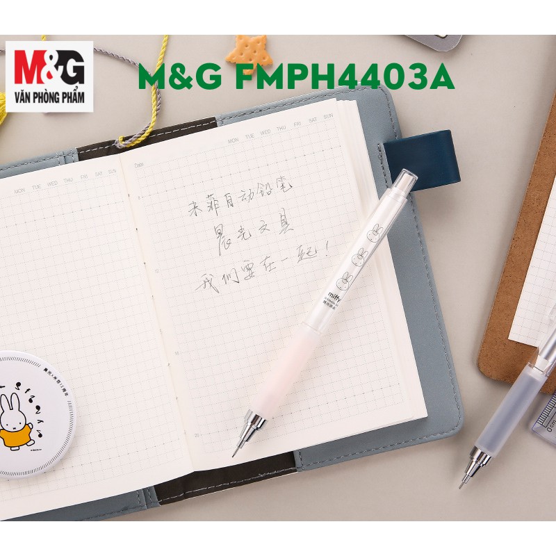 Chì Bấm M&amp;G FMPH4403A 0.5 thân trắng , đựng trong cái túi treo có hình con Thỏ-1 cây