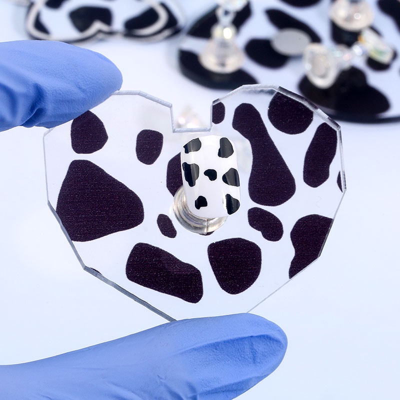 1 Giá Đỡ Trưng Bày Móng Tay Giả Có Nam Châm