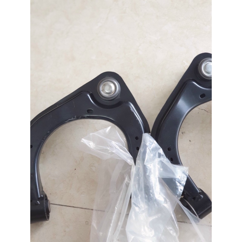 Càng A trên phải Ford Ranger Wildtrak - hàng  Ford OEM - EB3C3084B1B