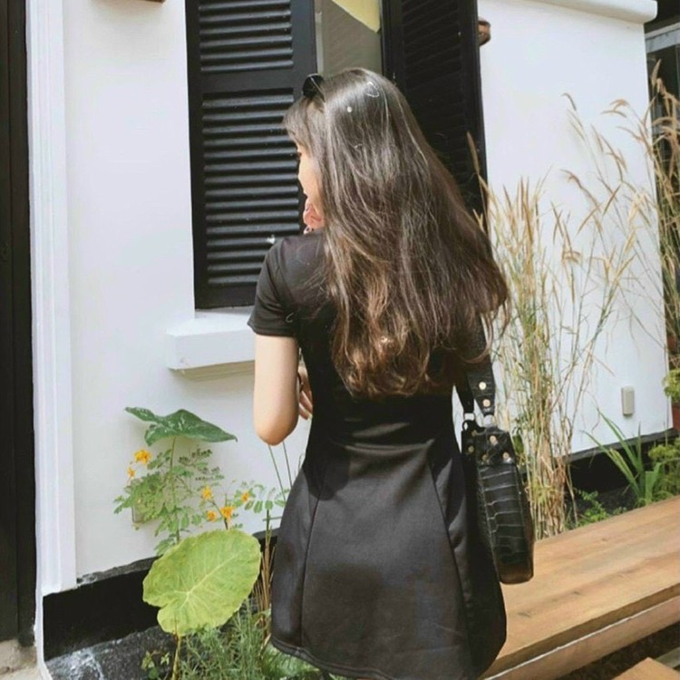 Đầm Polo Dáng Ôm Màu Đen Phối Cổ Trắng Váy Polo Ngắn Tay Dự Tiệc Đi Chơi