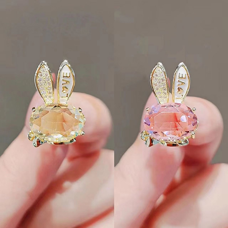 Trâm Cài Áo Hình Thỏ Hoạt Hình Nhật Bản Đáng Yêu Chống Ánh Sáng Dành Cho Nữ
