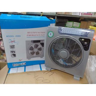 Quạt tích điện Panasonic (loại 2 bình)