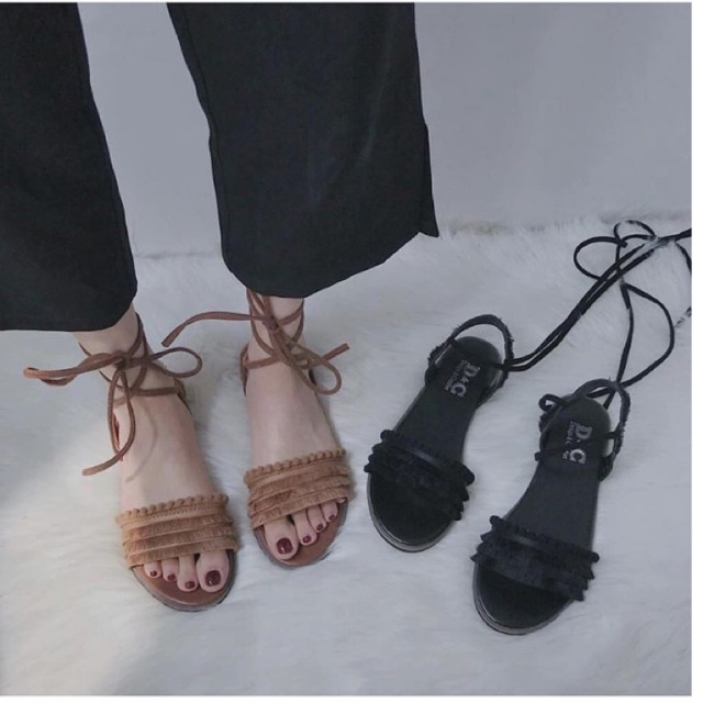 Sandal buộc dây