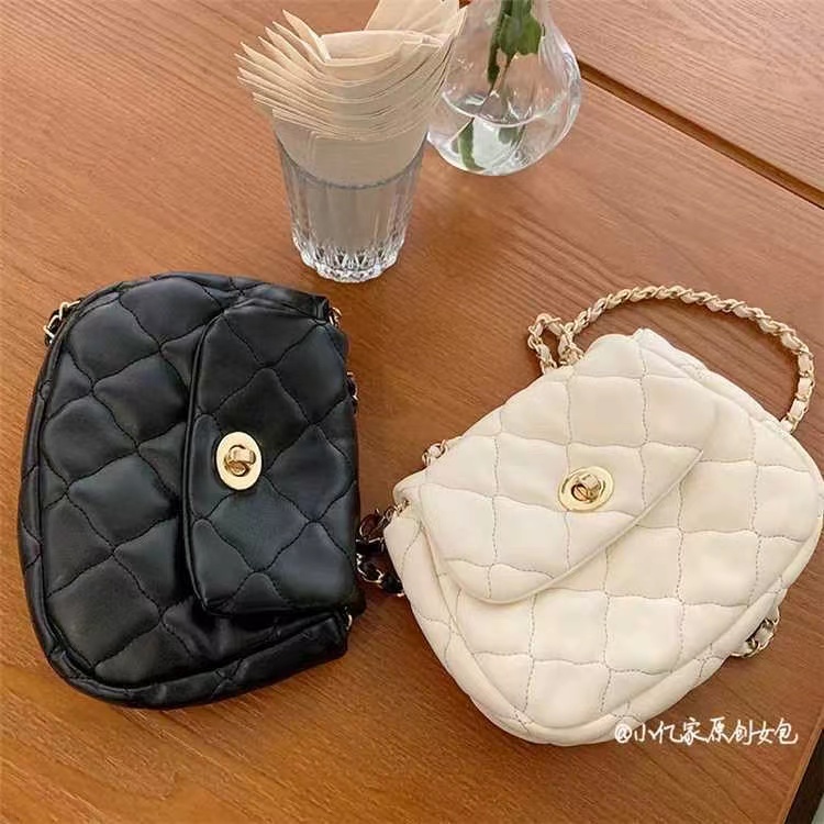 Túi đeo chéo khóa xoay thời trang ho nữ mùa hè túi kẹp nách nữ