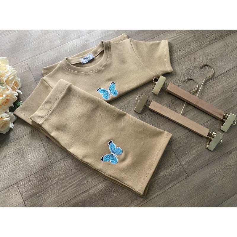 Có VIDEO SET ÁO CROPTOP CHÂN VÁY THÊU BƯỚM - A3ST