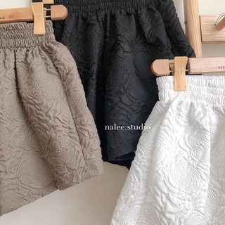 Quần short phồng