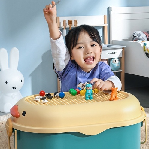 Hộp đựng đồ chơi Đa năng Hình con vịt dễ thương quần áo bằng nhựa có bánh xe cho trẻ em Boron069