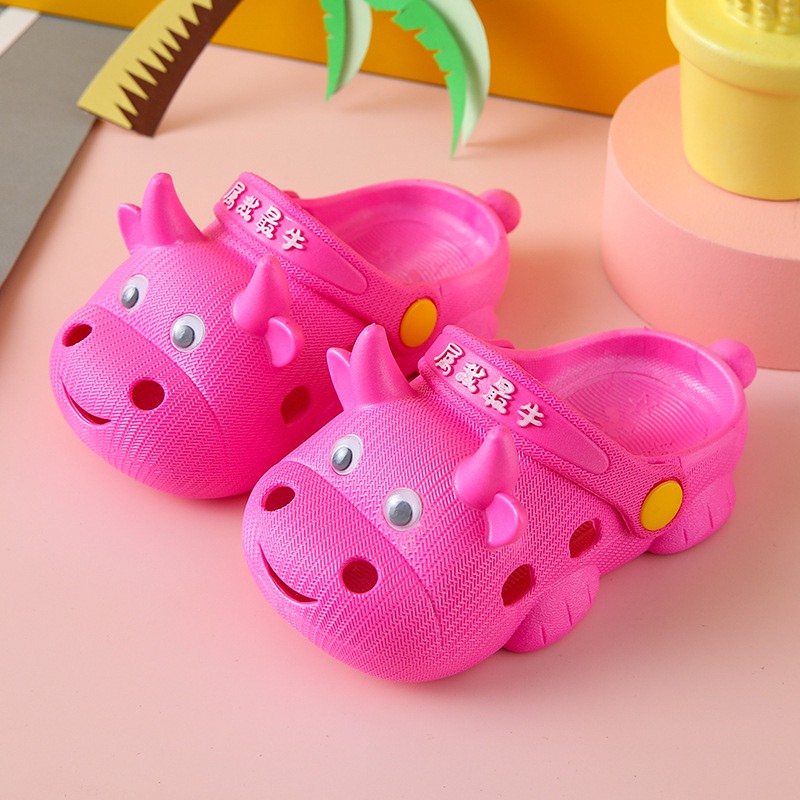 Giày Đi Biển Đế Mềm Cho Bé