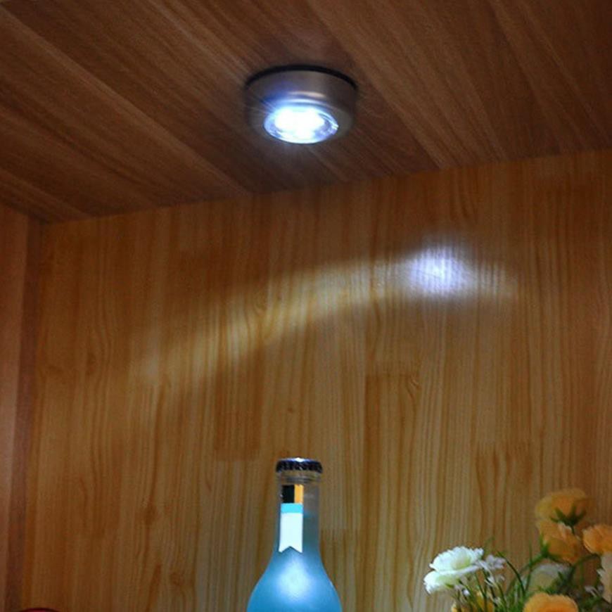Đèn LED cảm ứng mini không dây 20V với 3 bóng dùng thắp sáng không gian