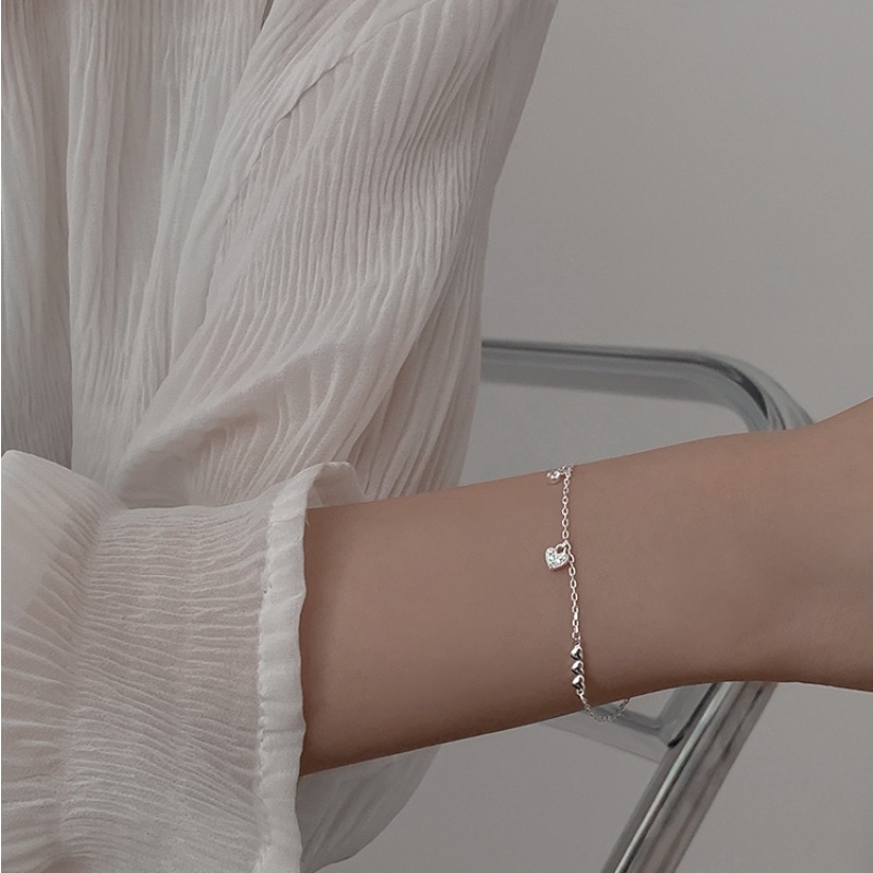 Vòng tay phụ nữ mới thiết kế đơn giản vòng tay trái tim sáng tạo