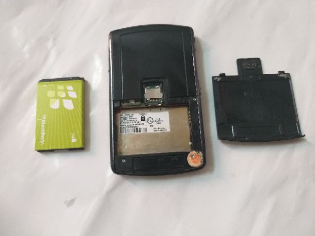 BlackBerry 8830 cổ chính hãng kèm xạc