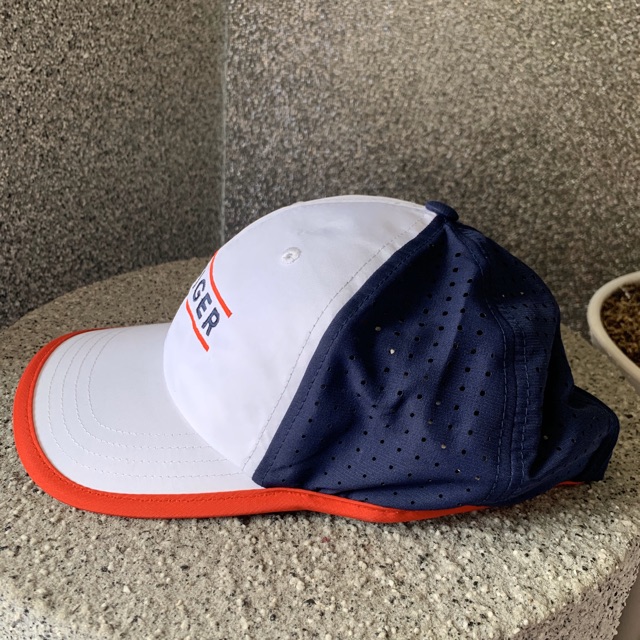 𝐍𝐨́𝐧 𝐓𝐎𝐌𝐌𝐘