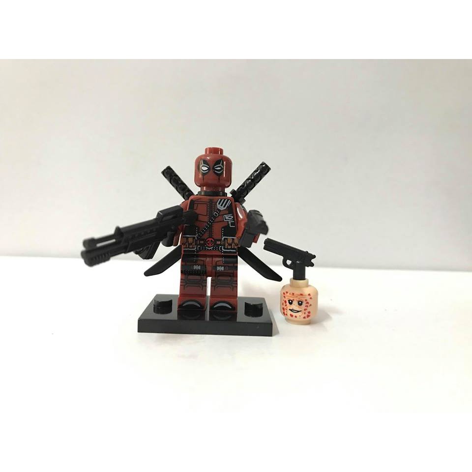 mô hình non lego Deadpool 2