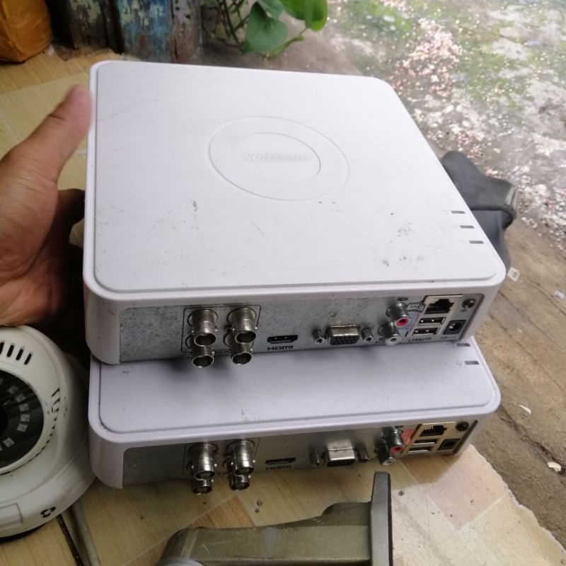 Đầu ghi hikvision 4 kênh. mã 7104hghi f1 đã qua sd