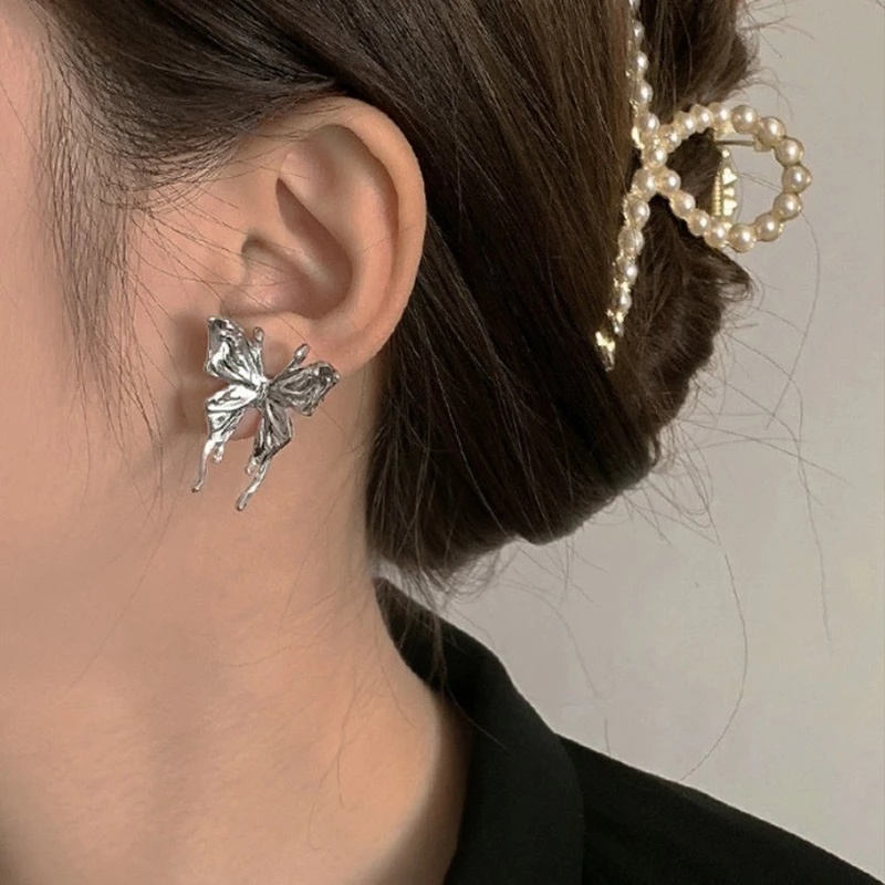 1 Đôi Bông Tai Hình Bướm Phong Cách Punk Hàn Quốc Dành Cho Nữ