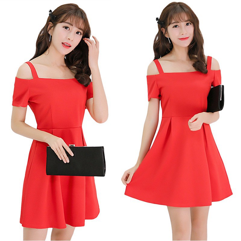 Đầm khoét vai trơn màu