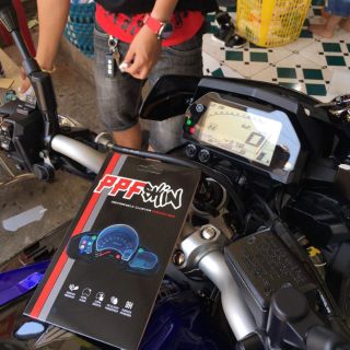 PPF Yamaha MT10 ... PPF dán bảo vệ đồng hồ xe , xước tự phục hồi , PPF USA sử dụng 10 năm