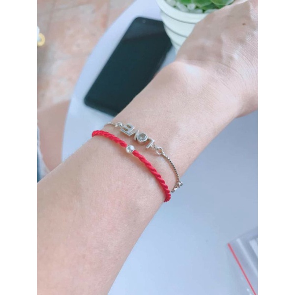 Vòng chỉ đỏ may mắn - Thái lan