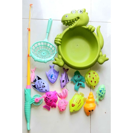 Bộ đồ chơi câu cá nam châm bằng nhựa thao khủng long rất đẹp