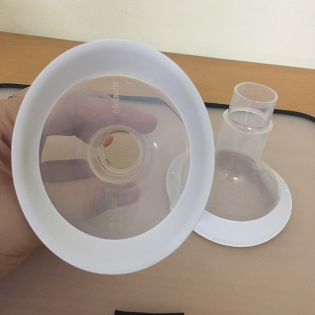 Phễu máy hút sữa vành mềm flex
