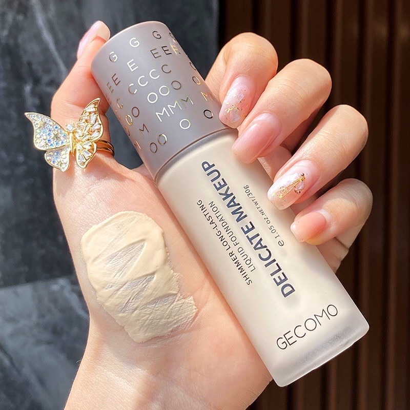 Kem nền Gecomo kết cầu mỏng mịn, che khuyết điểm, mềm mỏng nhẹ tự nhiên | BigBuy360 - bigbuy360.vn