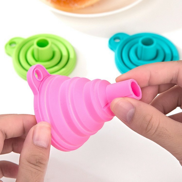 Phễu gấp gọn sillicon dùng để rót rượu, rót dầu, chất lỏng, chịu nhiệt tốt DANA