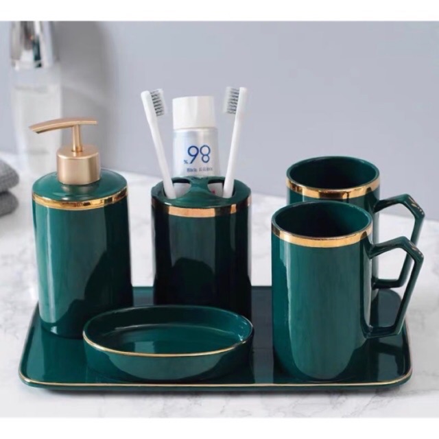 Bộ đồ dùng nhà tắm sứ xanh viền vàng cao cấp