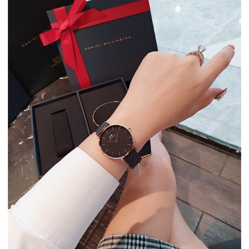 Set quà tặng đồng hồ nữ Daniel Wellington Classic Petite & Vòng tay DW Classic Cuff