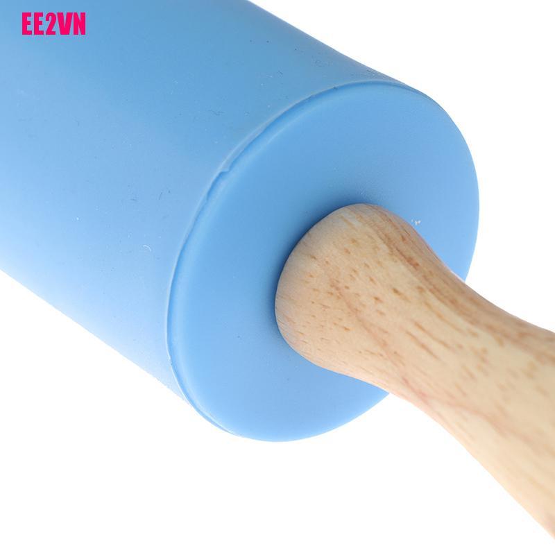 Cây Cán Bột Chất Liệu Silicon Chống Dính Đa Năng Tiện Dụng