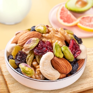NDK13 HẠT TỔNG HỢP TRÁI CÂY SẤY KHÔ 500g PHIKHANG