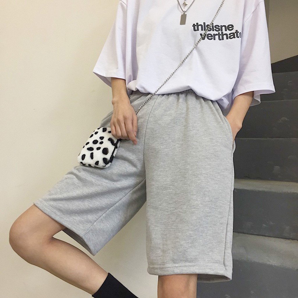 Quần Short Nam Nữ Unisex THUN BASIC Form Rộng Simple - Kiểu quần đùi thun trơn co dãn màu đen xám Leevin Store