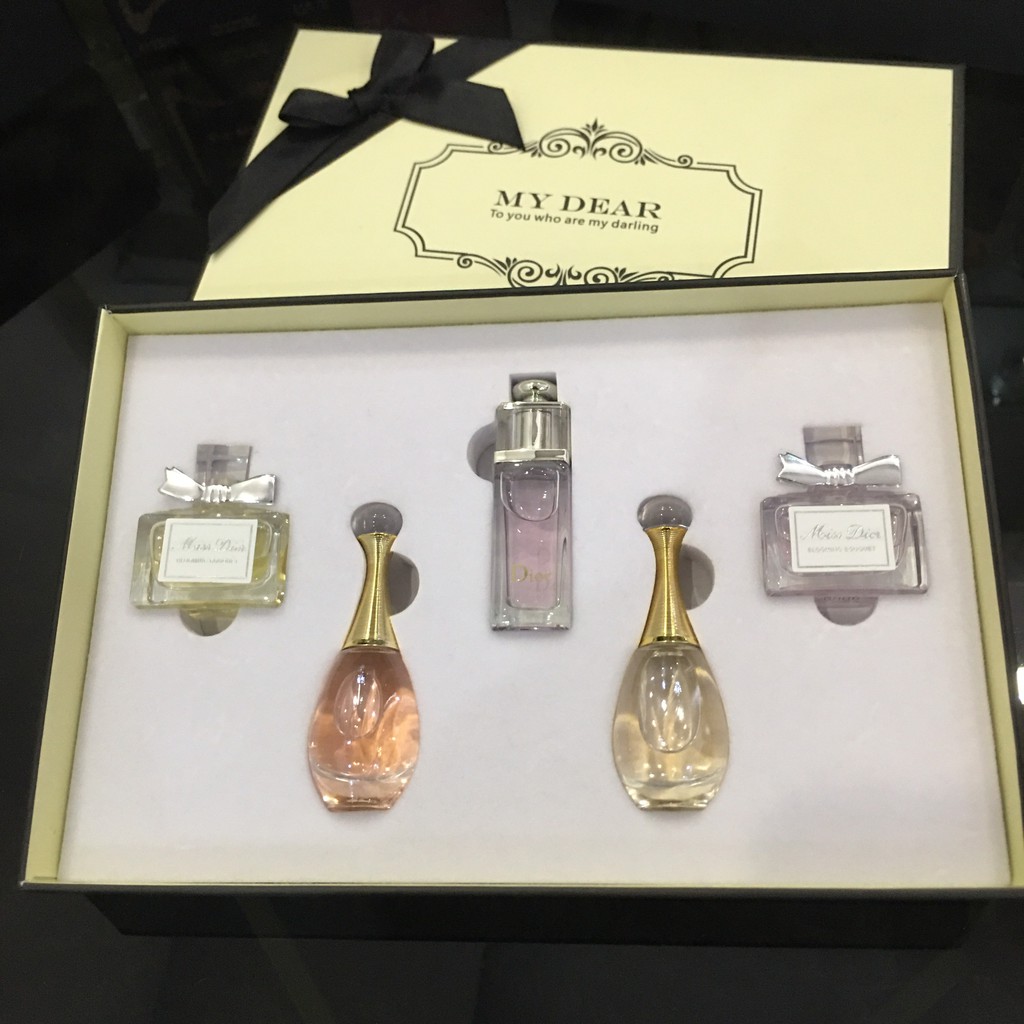 Set 5 chai Nước Hoa Dior Mini, Set nước hoa kèm son dior perfume lipstick set.