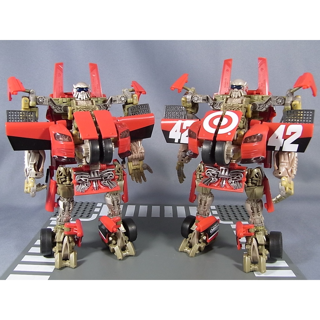 Robot Biến Hình Transformers Human Alliance Mechtech DOTM Leadfoot