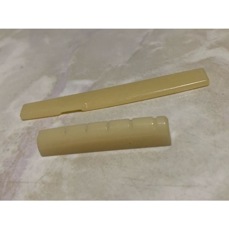 Lược Ngựa Xương Cao Cấp Cho Đàn Guitar- Camel Bone Nut And Saddle Guitar