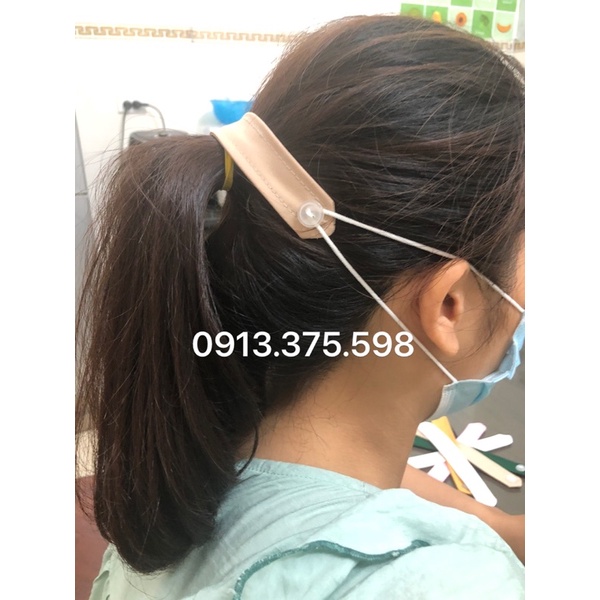 Móc gài vải đeo khẩu trang