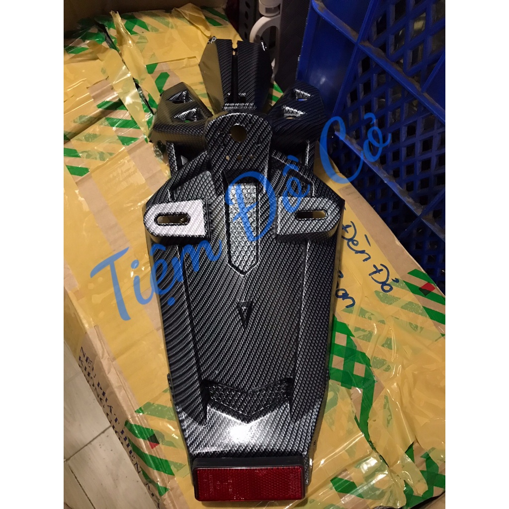 ĐUÔI DÈ SAU MALAY GẴN CHO EXCITER 150 - MX KING MẪU CARBON