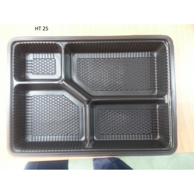 125 hộp nhựa 4 ngăn HT-25