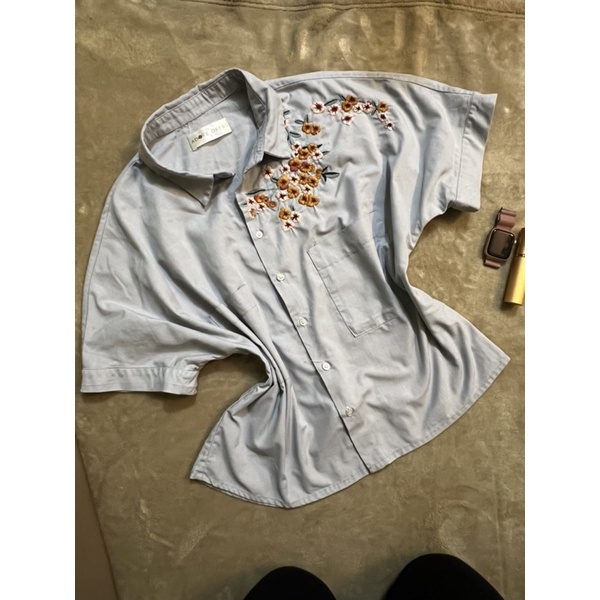 Sơ mi kẻ thêu hoa adore  dress