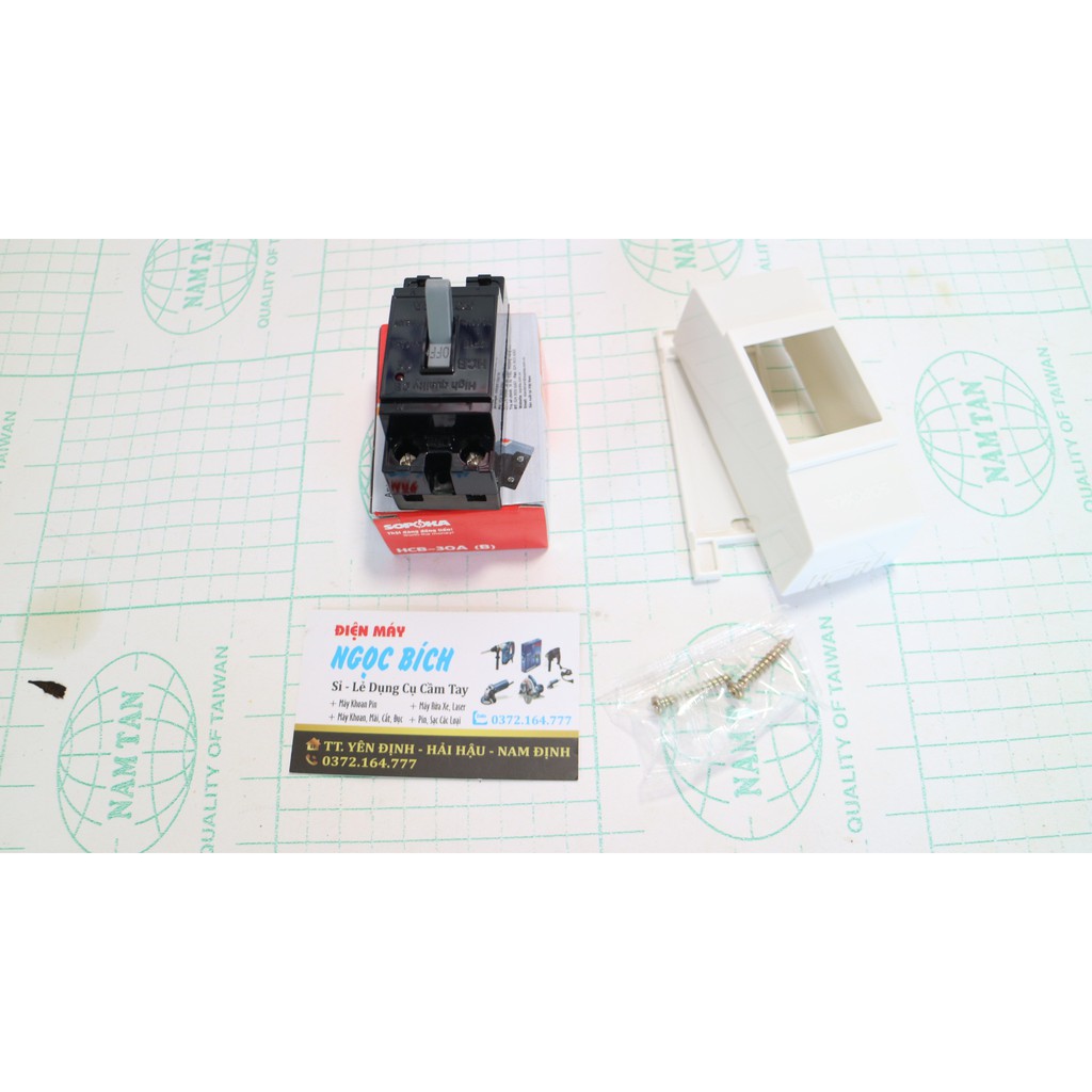 Attomat CB 30A Cầu Dao Tự Động SOPOKA Kèm Vỏ