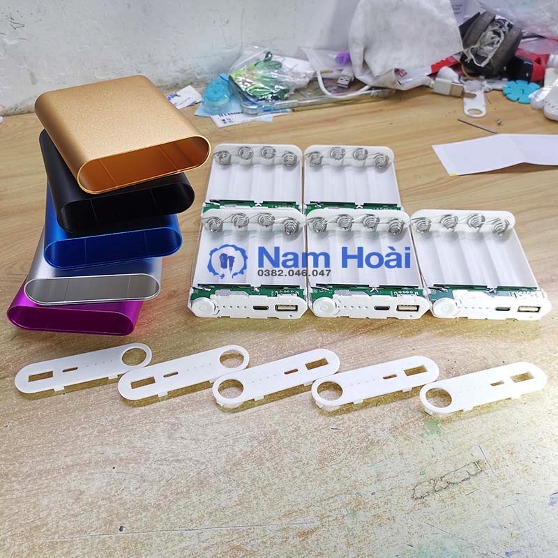 Box sạc dự phòng 4 cell 5V2.4A Type C Mẫu Mới 2022