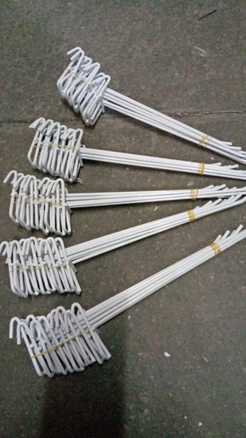 Tay cài lưới treo đồ màu trắng, đen dài 5cm, 10cm, 15cm, 20cm treo phụ kiện điện thoại, móc treo đồ sơn tĩnh điện