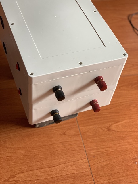 Pin lithium sắt cell pin 32650 dung lượng 50ah có đồng hồ hiển thị