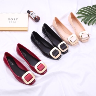 Giầy nhựa mềm nhẹ