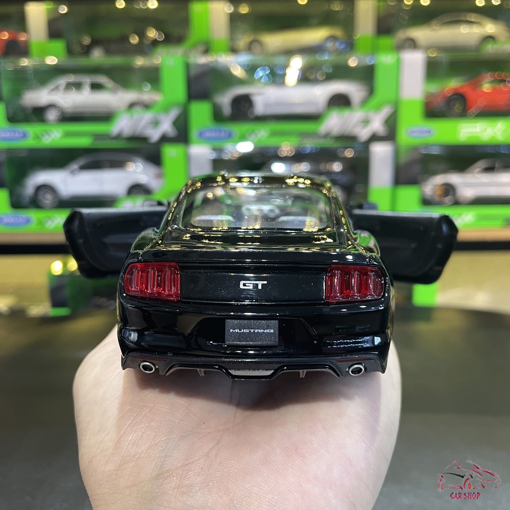 Mô hình xe hợp kim Ford Mustang GT 2015 hãng Welly tỉ lệ 1:24 màu đen