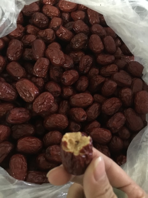 táo đỏ tân cương 1kg( ảnh thật)