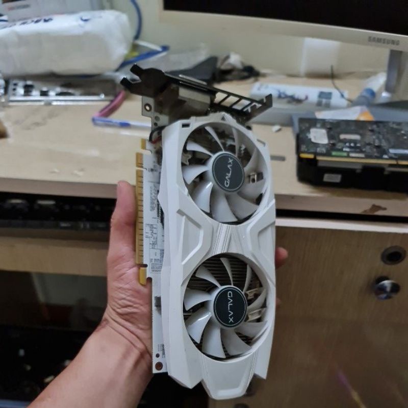 Card màn hình GIGABYTE GeForce GTX 1050Ti 4GB GDDR5, GTX 750ti 2GB