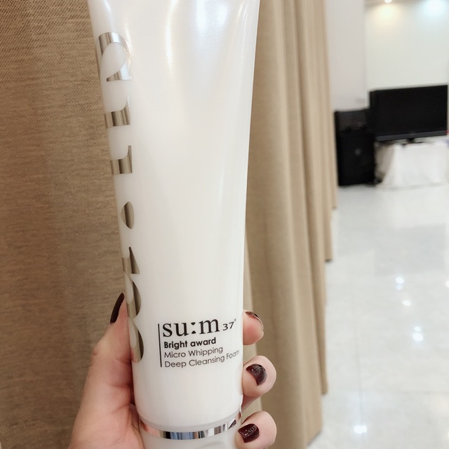 Sữa rửa mặt Sum:37 trắng da Ngọc trai