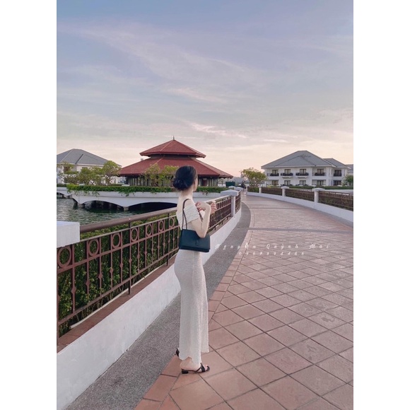 (Siêu Hót) Váy Trắng Trễ Vai Nhăn Xoắn Ngực ôm Body siêu tôn dáng (kèm ảnh thật ) | BigBuy360 - bigbuy360.vn