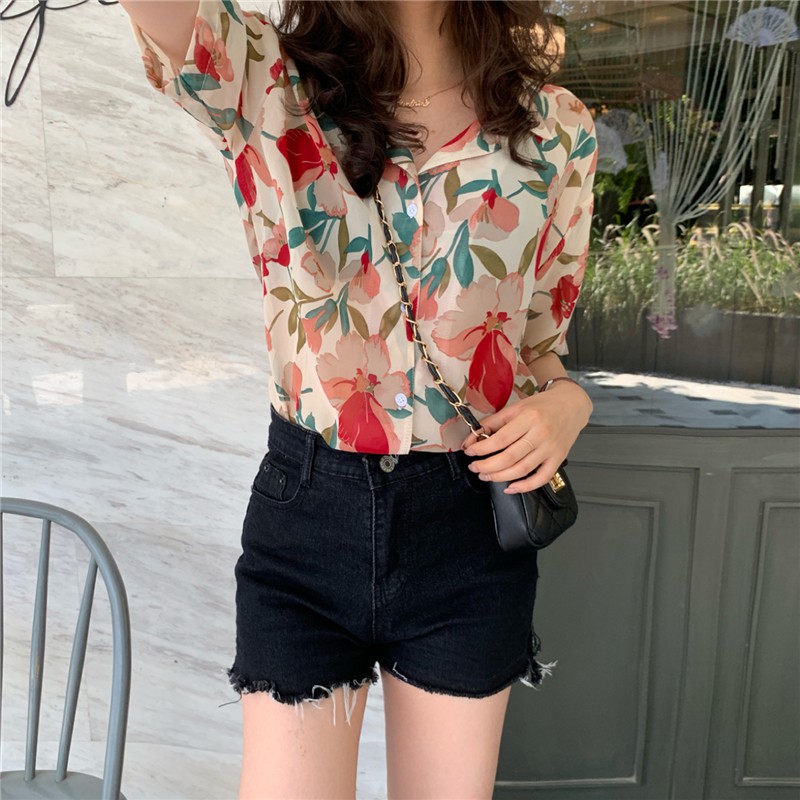 Áo sơ mi GENAISHA tay ngắn cổ chữ V họa tiết hoa thời trang duyên dáng cho nữ