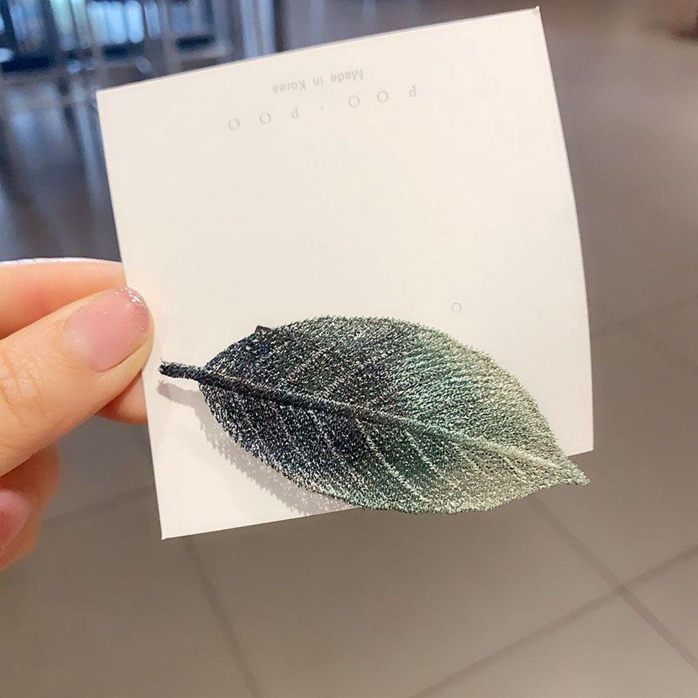 Kẹp Tóc Hình Chiếc Lá Màu Gradient Dễ Thương Cho Nữ